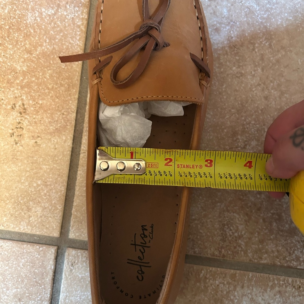 Clarks Ultimate Collection Loafers Women’s 9 Tan - Picture 8 of 8
